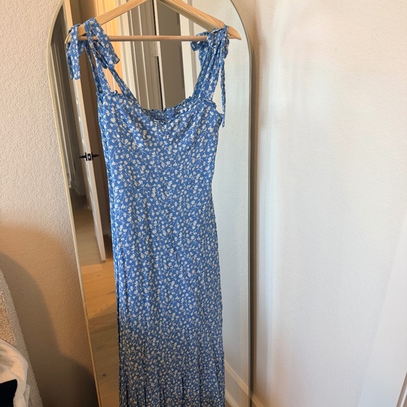 Reformation Blue Floral Tie-Shoulder Maxi Dress | Size 6 - Picture 3 of 3